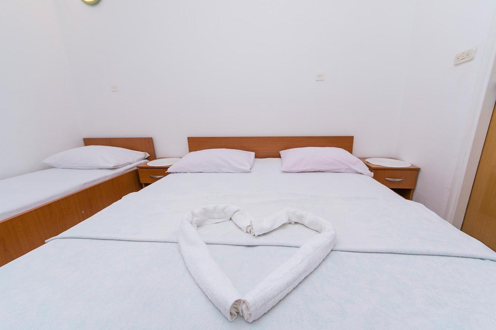 Apartments By The Sea Podaca, Makarska - 4734 Экстерьер фото
